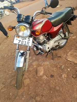 Bajaj Boxer 100 2023 Red