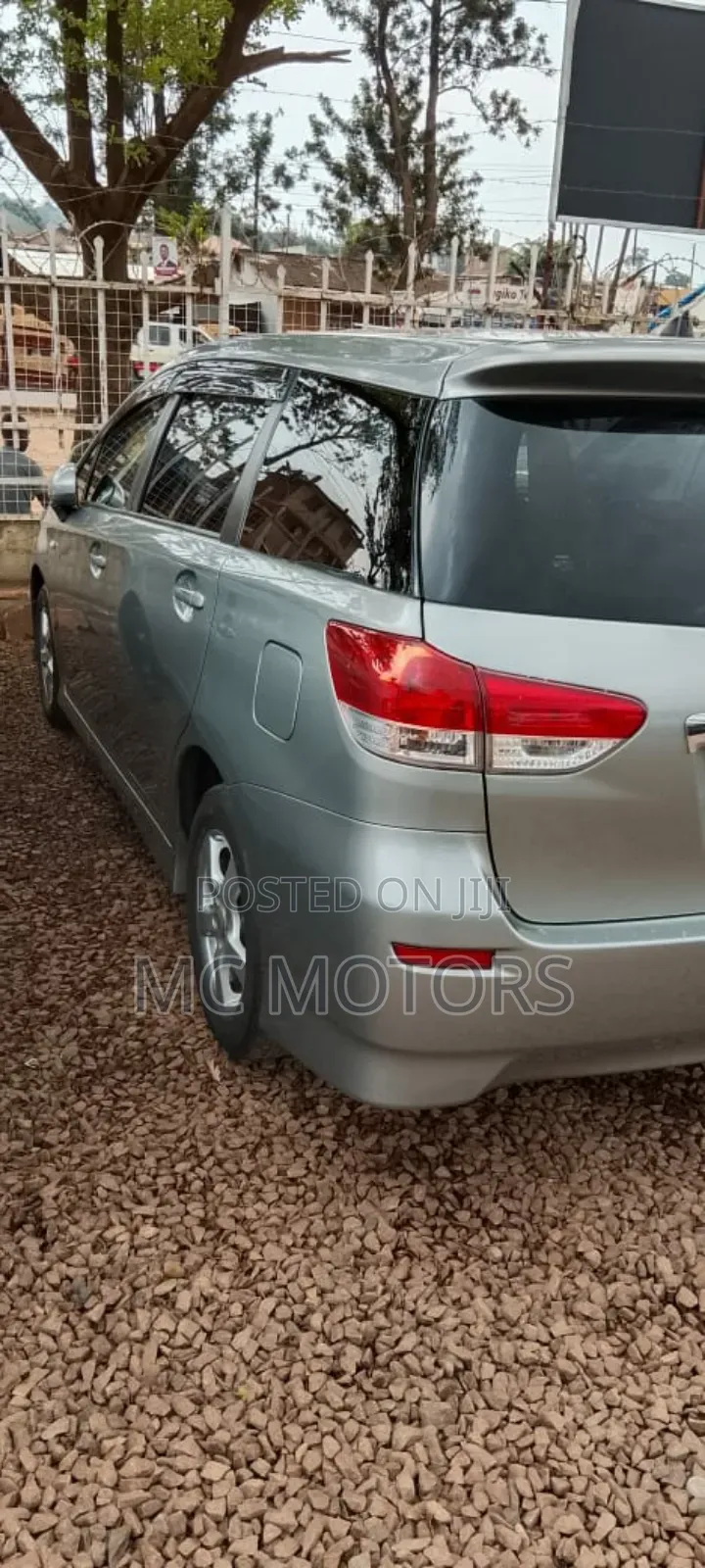 Toyota Wish 2011 Gray