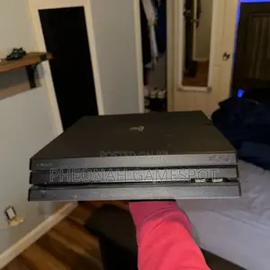 Ps4 Pro Chipped: 25 Games and 2 Pads! Your Neighbors Will Envy You!