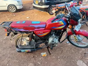 Bajaj CT 125X 2025 Red