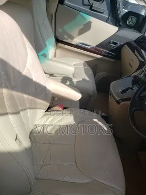 Toyota Vellfire 2014 White