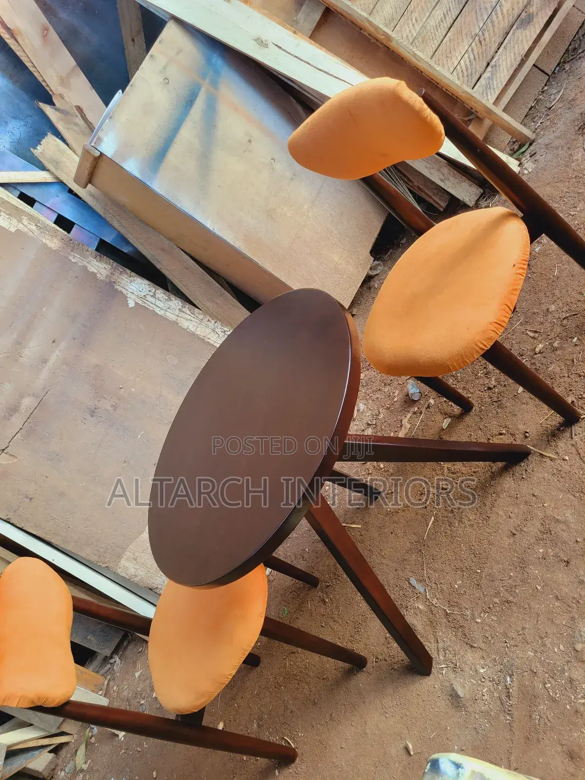 Well Finished 2 Seater Dining With Around Table and Comfortable Seats