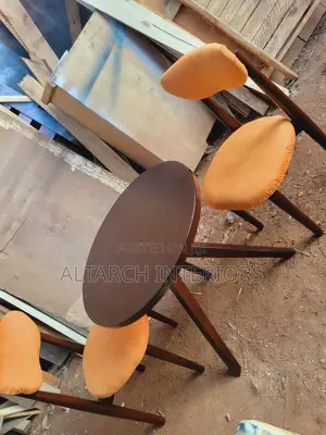 Well Finished 2 Seater Dining With Around Table and Comfortable Seats