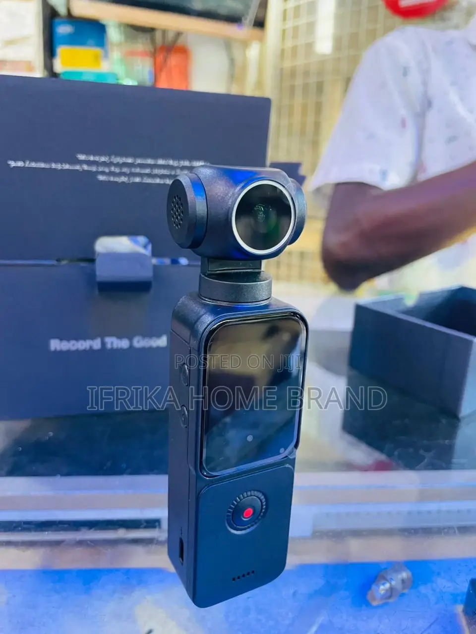 Handheld Pocket Vlogging Camera With 75mp Photo Gimbal