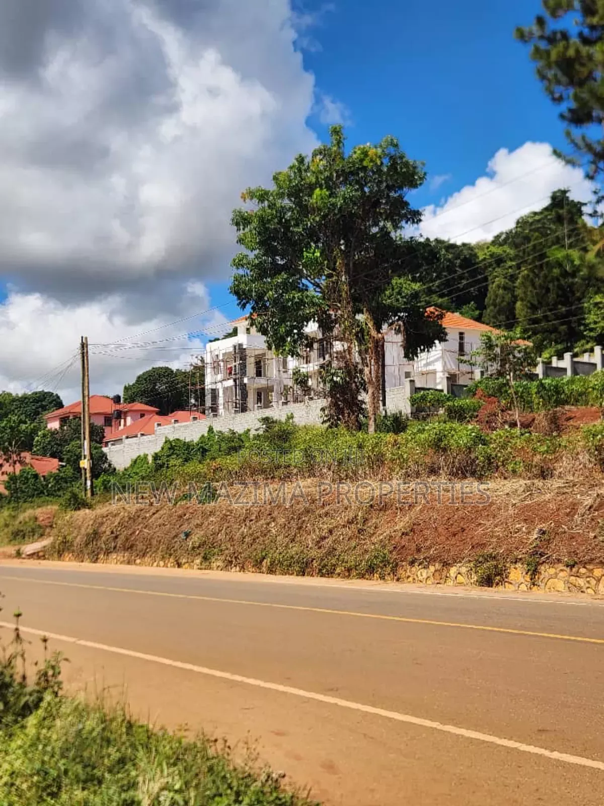 45 Decimals Forcedsale Measuring Direct From Tarmac on Namulanda Janyi