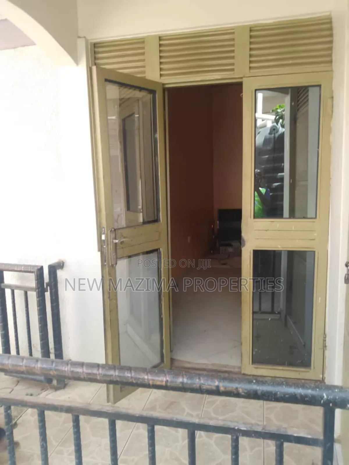 3bdrm Bungalow in Makindye Heights, Central Division for sale