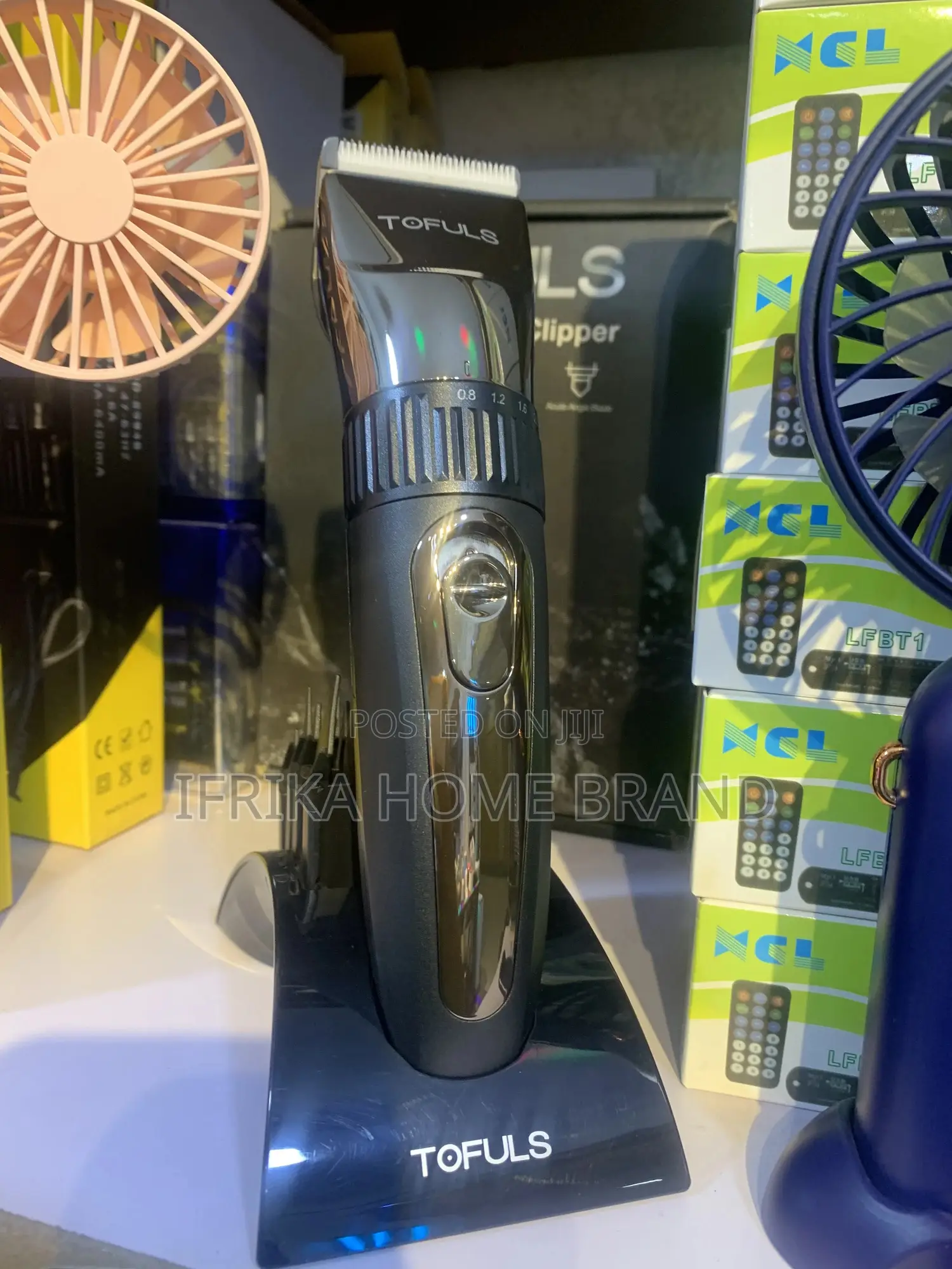 Rechargeable Cordless Hair Cutting Kit With Waterproof Ceramic Blades