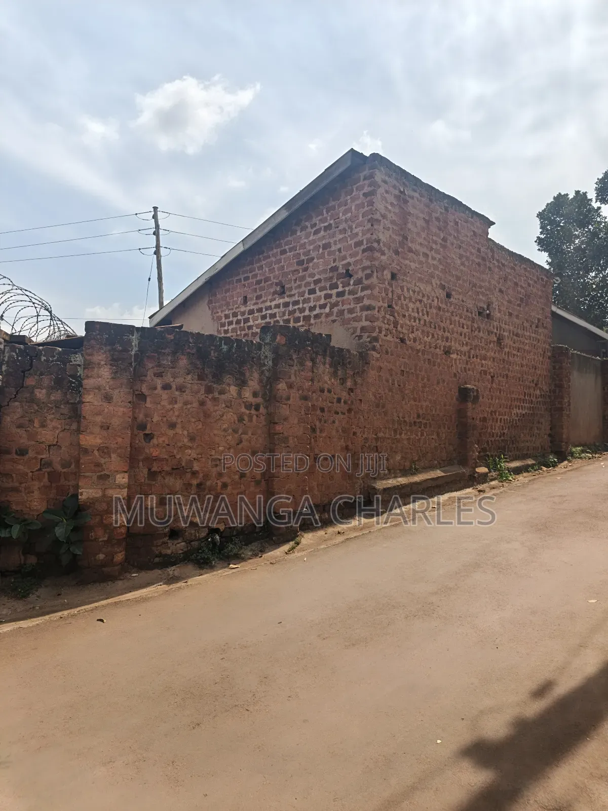 13decimals on Quick Sale in Bukoto