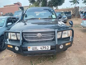 Toyota Land Cruiser 2005 Black