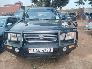 Toyota Land Cruiser 2005 Black