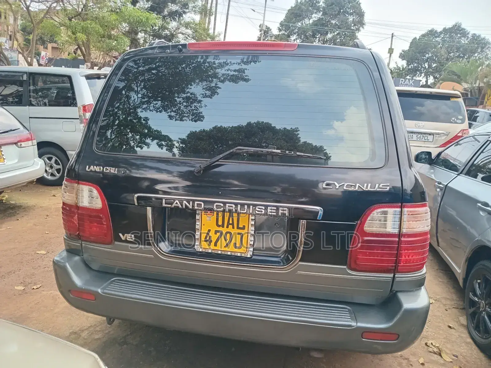 Toyota Land Cruiser 2005 Black