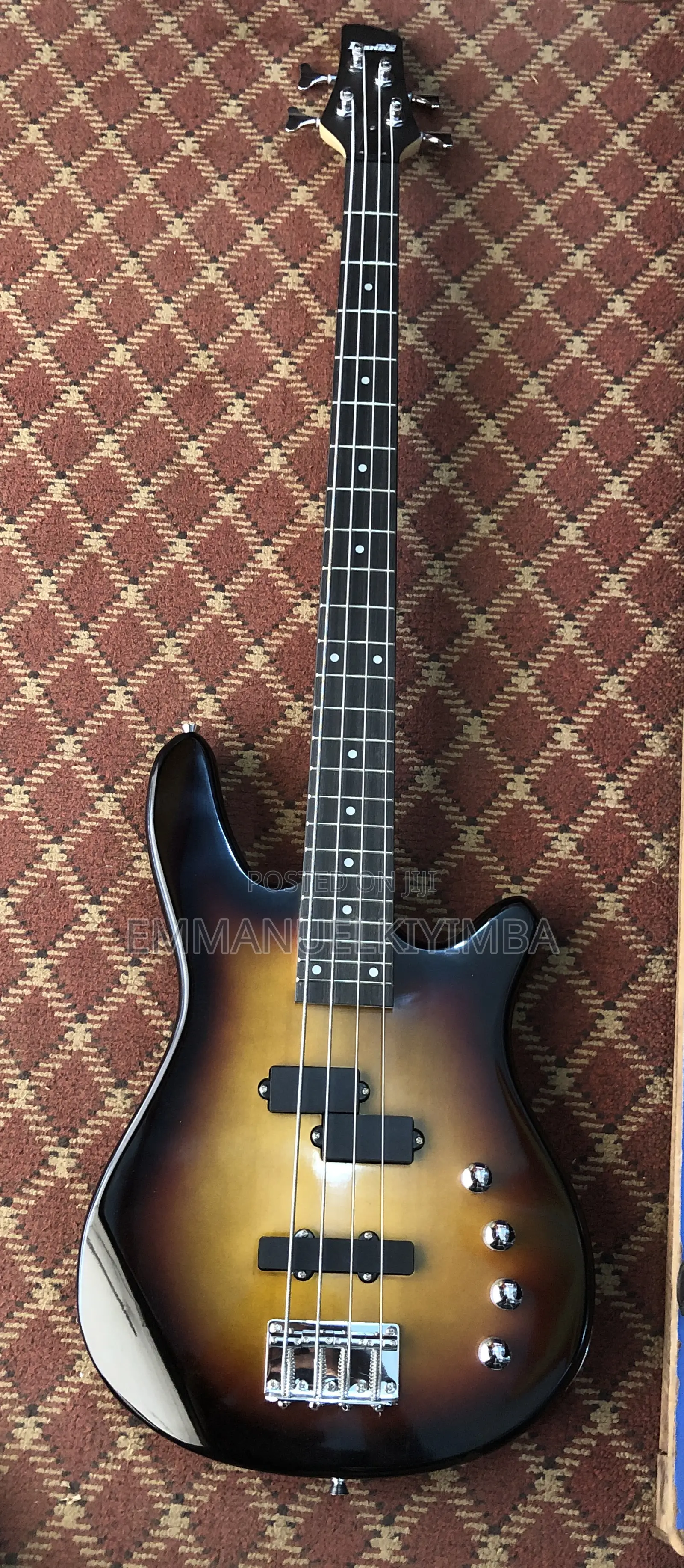 Ibanaze G1336 Bass Guitar