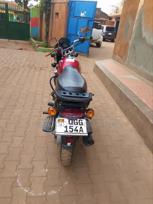 Bajaj Boxer 125 2024 Red