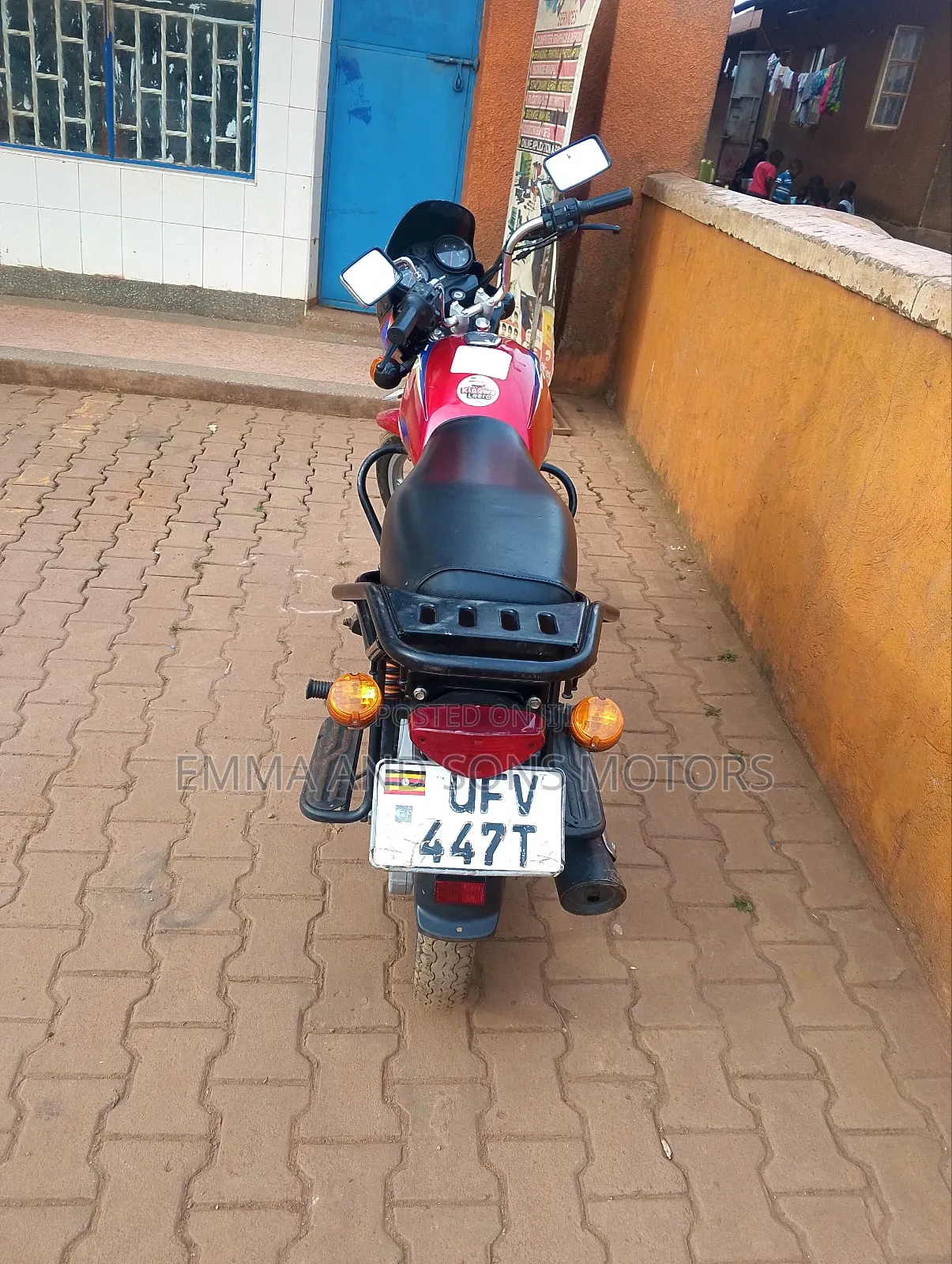 Bajaj Boxer 125 2023 Red