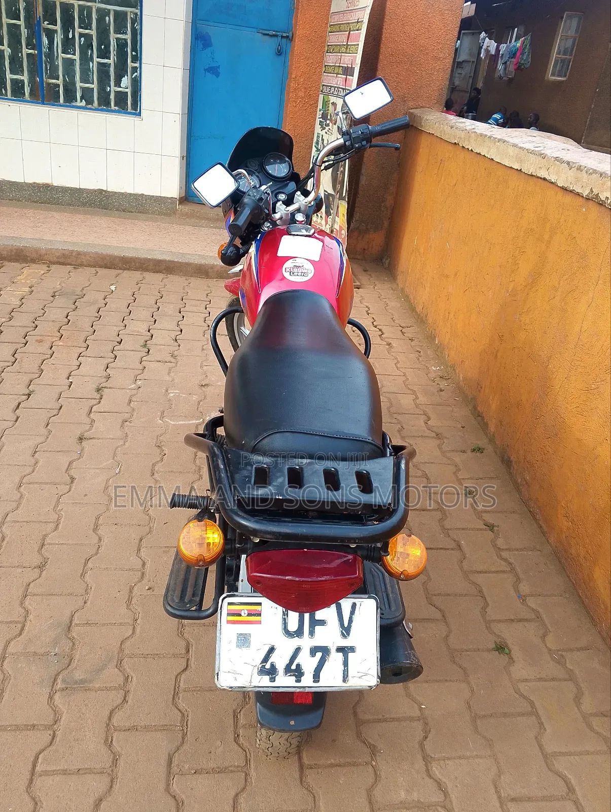 Bajaj Boxer 125 2023 Red
