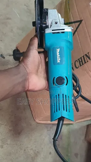 Makita Baby Grinder 900w