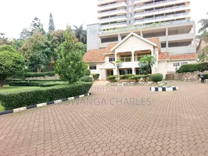 5bdrm Duplex in Fs Properties Ltd, Central Division for rent