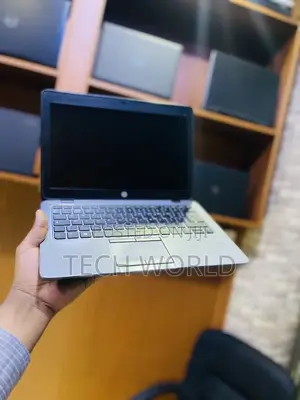 Laptop HP EliteBook 820 G1 4GB Intel Core I5 SSD 140GB