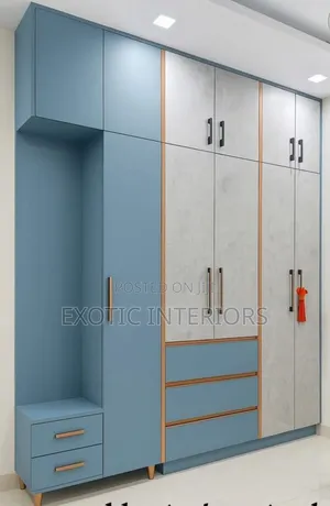 Wardrobe/Inbuilt Order With Us On