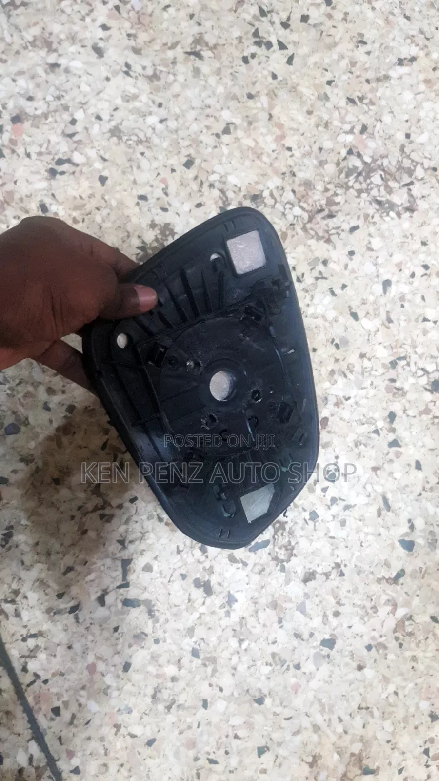 Toyota Noah 2012 - 2014 Sidemirror Plate