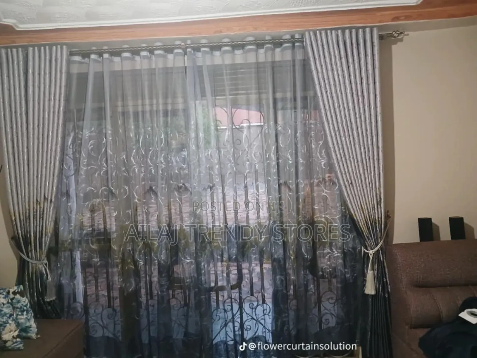 Floral Curtains Per