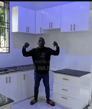 /Kitchen Cabinet/ Units - /Kitchen Cabinet/Strong Wooden / Good Work