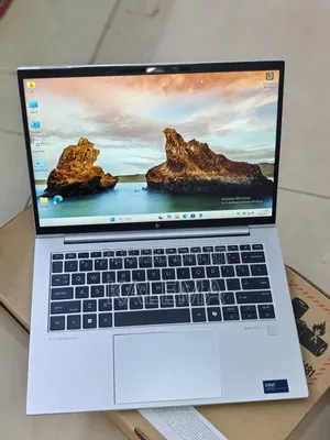 New Laptop HP EliteBook 840 G11 16GB Intel Core Ultra 5 SSD 512GB