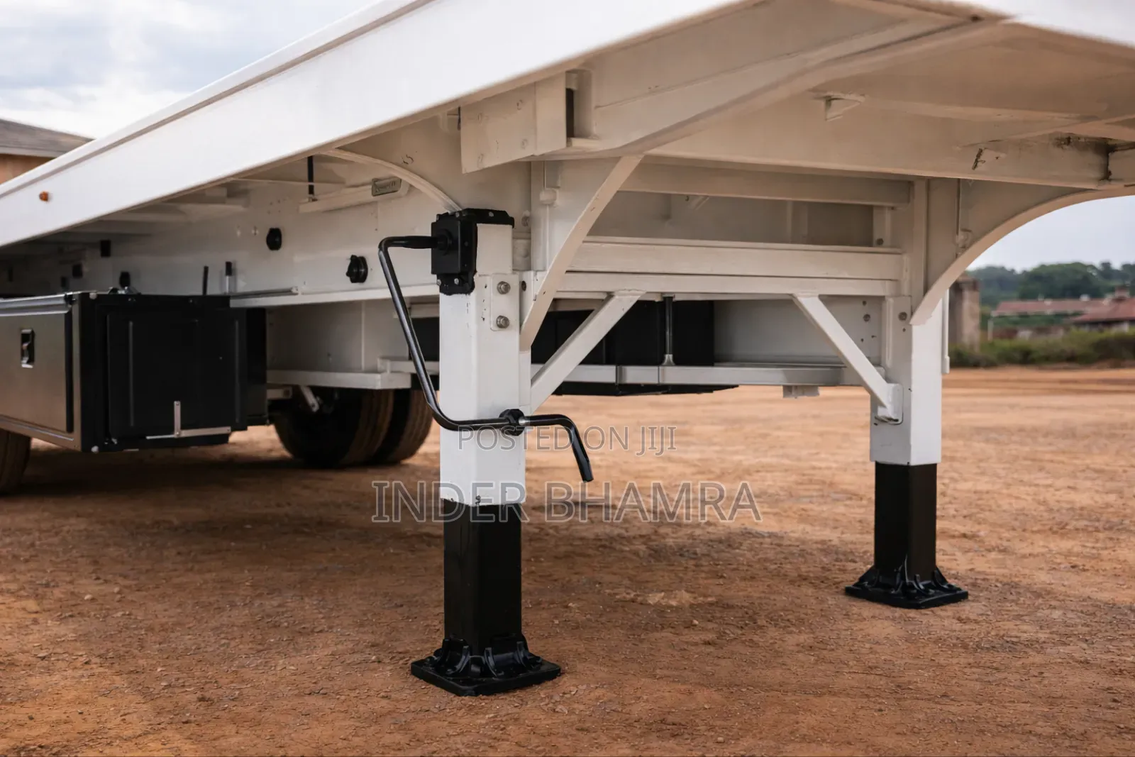 Low Bed Trailer