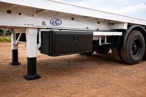 Low Bed Trailer