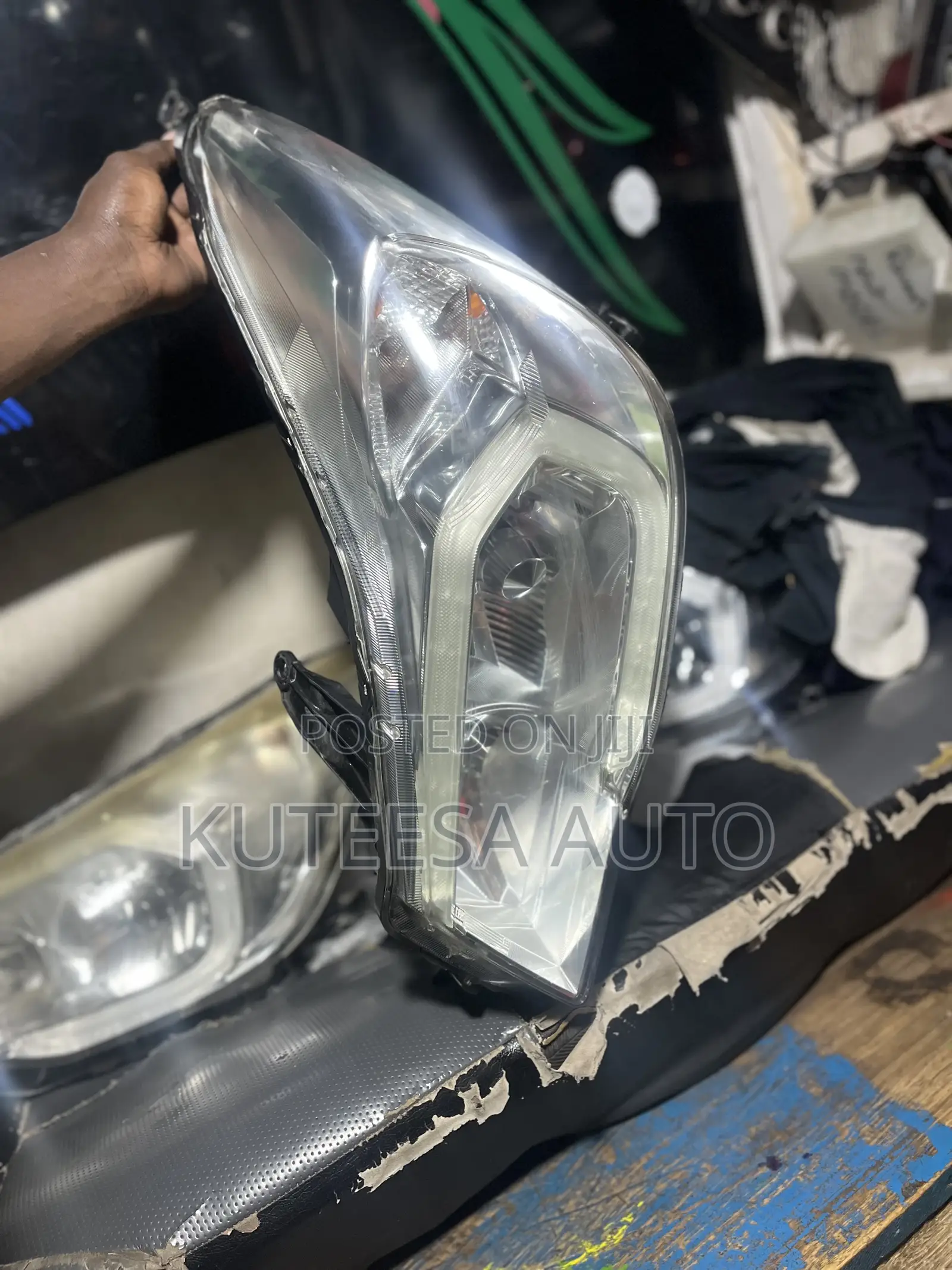 Subaru Forester 2013 Headlight