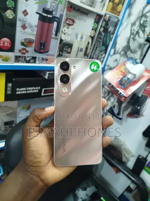 Vivo Y04 64 GB Gold