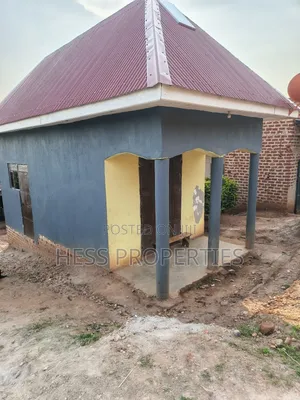 1bdrm House in Hess Properties, Kyenjojo for sale
