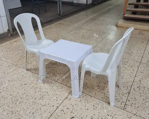 Patio Simple Dining Table and Chairs (White)