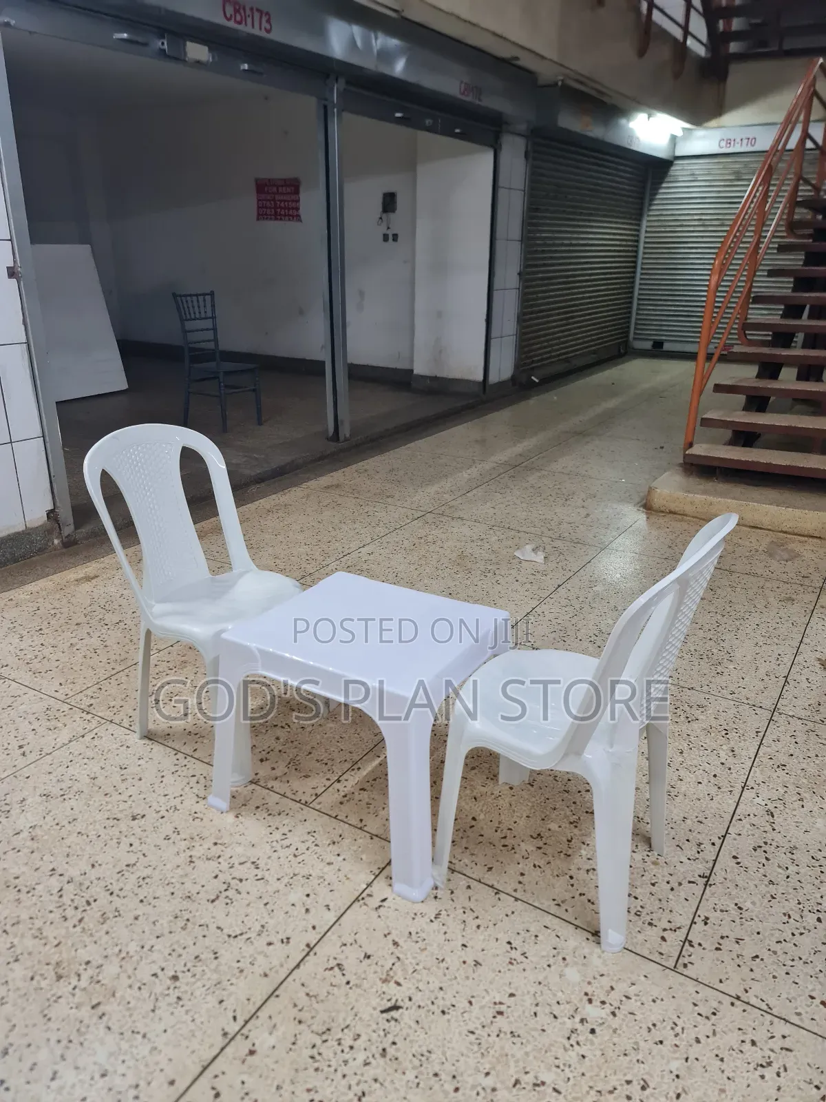 Patio Simple Dining Table and Chairs (White)