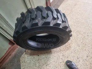 10-16.5 Tyres for Forklift Machines.