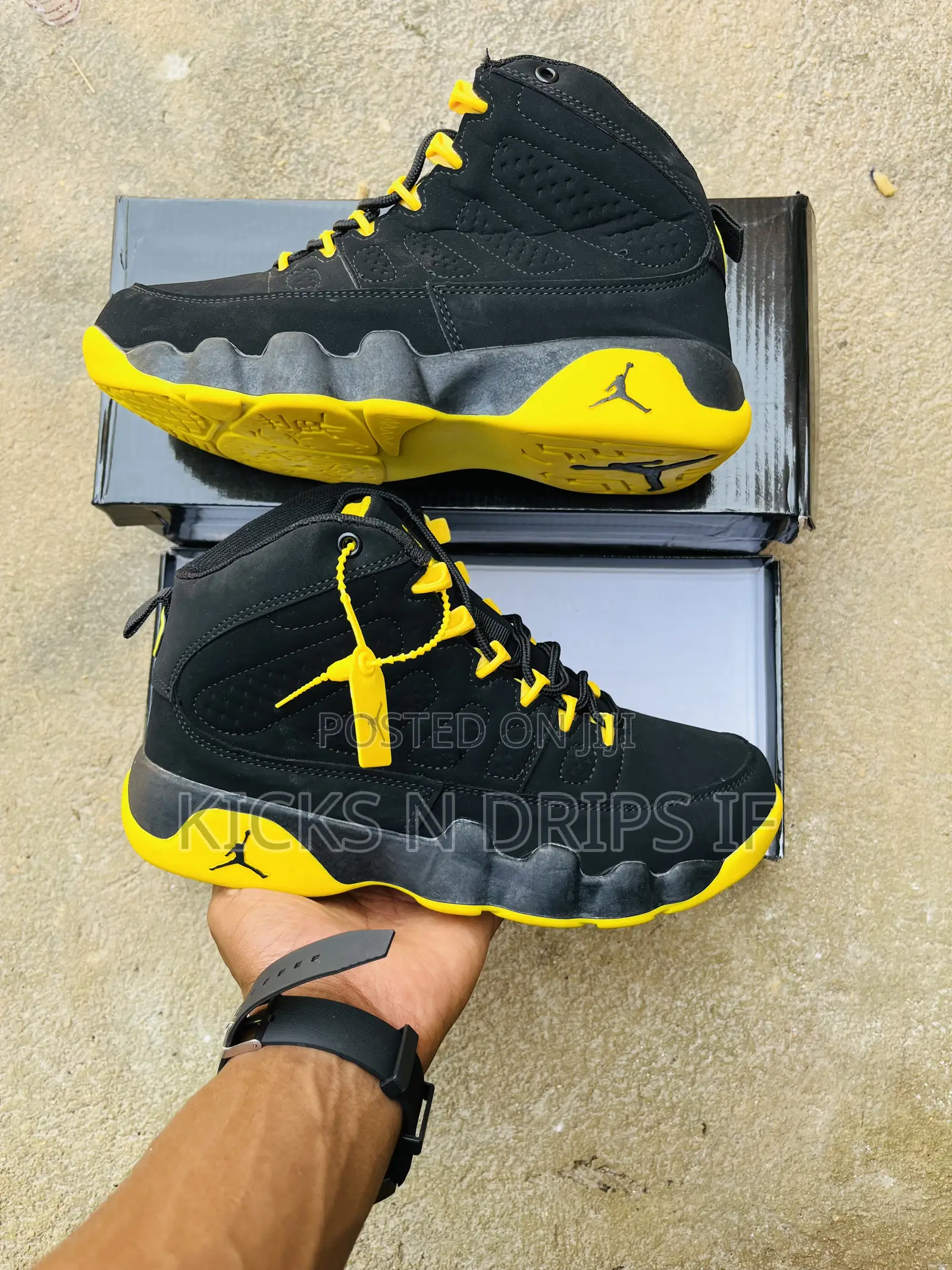 Air Jordan 9 Retro