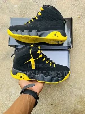 Air Jordan 9 Retro