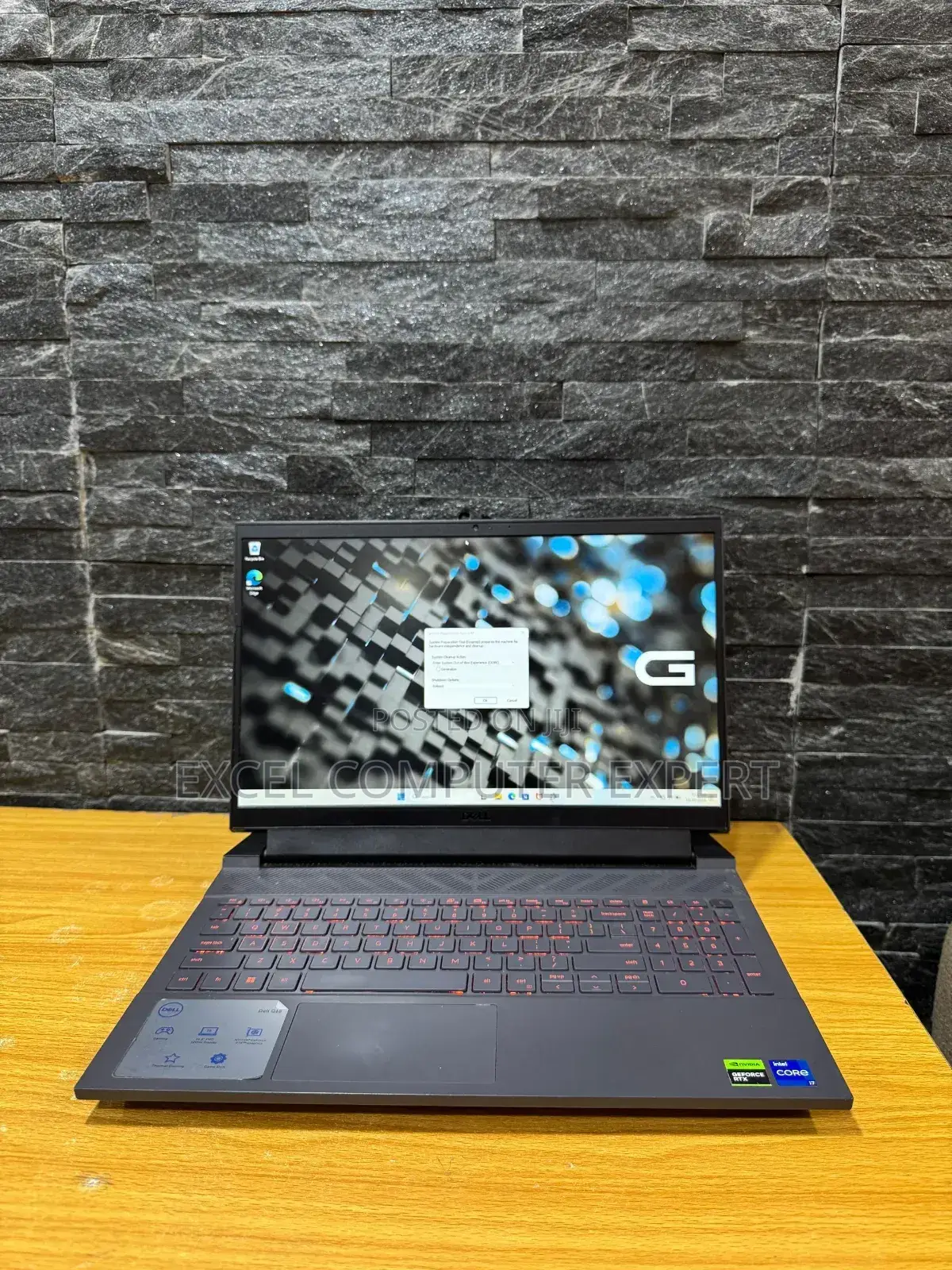 New Laptop Dell G15 5535 16GB Intel Core i7 SSD 512GB