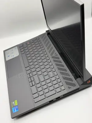 New Laptop Dell G15 5535 16GB Intel Core i7 SSD 512GB