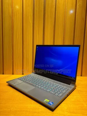 New Laptop Dell G15 5535 16GB Intel Core I7 SSD 512GB