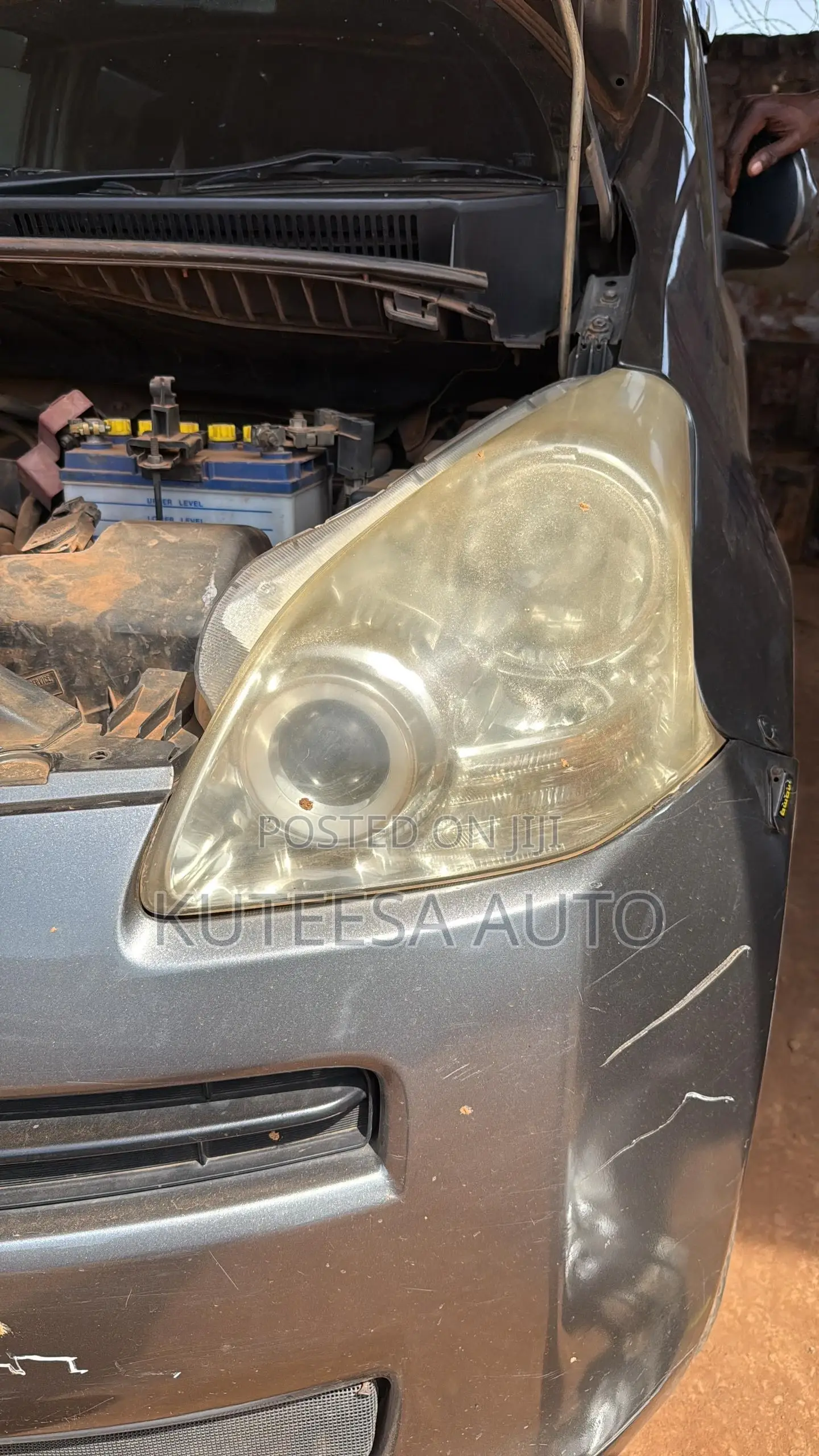 Ractis 2010 Headlight Xenon