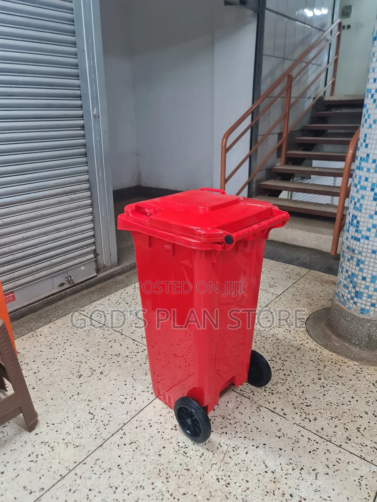 Two Wheels 120litres Plastic Dust Bins Plastic Dust Bins