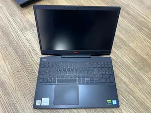 Laptop Dell G3 15 3579 16GB Intel Core i5 SSHD (Hybrid) 512GB