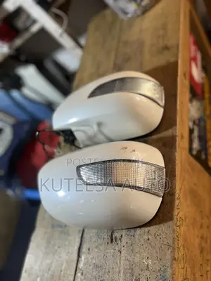 Harrier Kawundo 2008 Side Mirror Heads