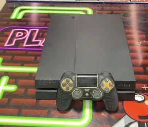 Ps4 Smooth Gaming Experience, 2 Controllers Plus 12 Games Ready.