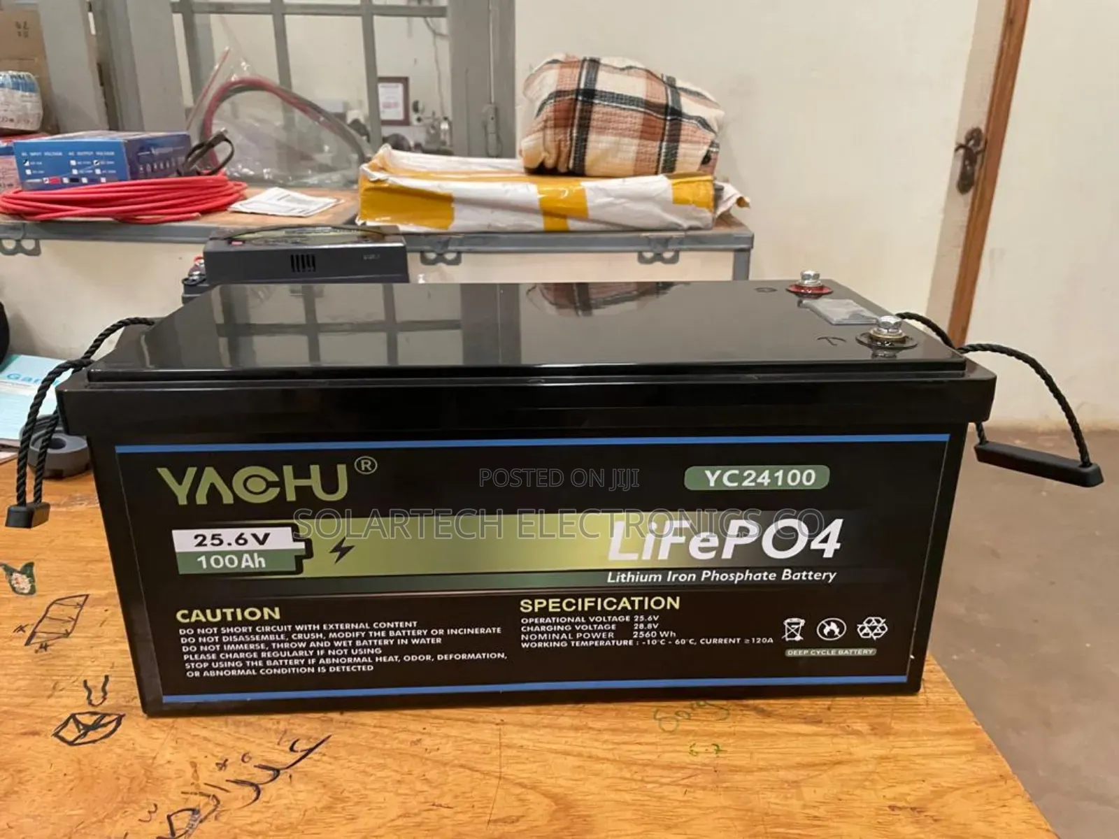 Yachu 25.6v 100ah High Voltage Lithium Battery