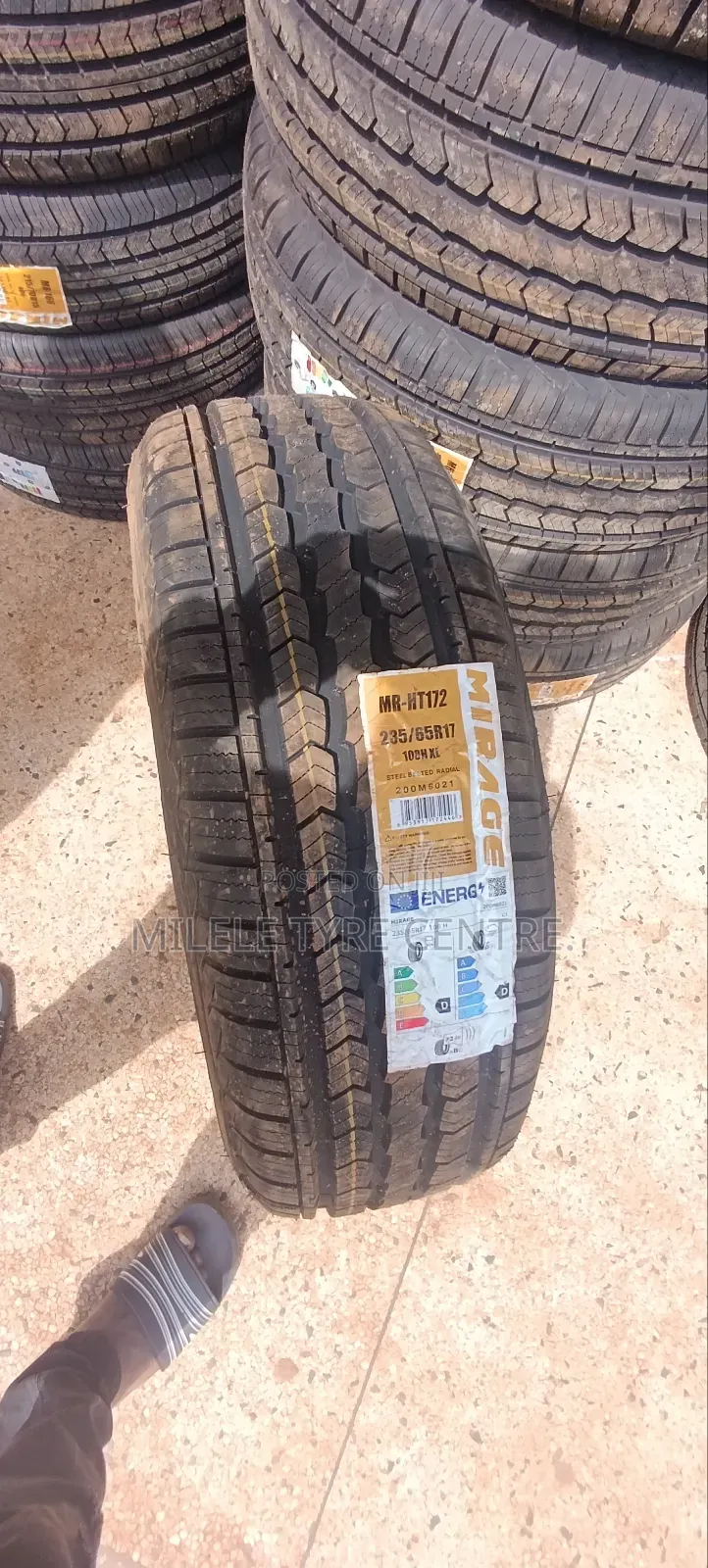 235/65r17 Mirage