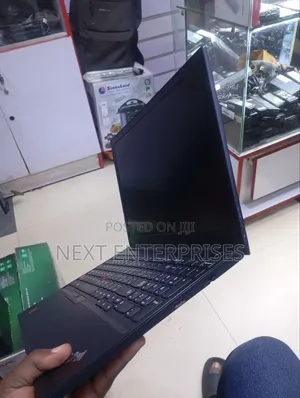 Laptop Lenovo ThinkPad E14 Gen 1 16GB Intel Core i7 SSD 256GB