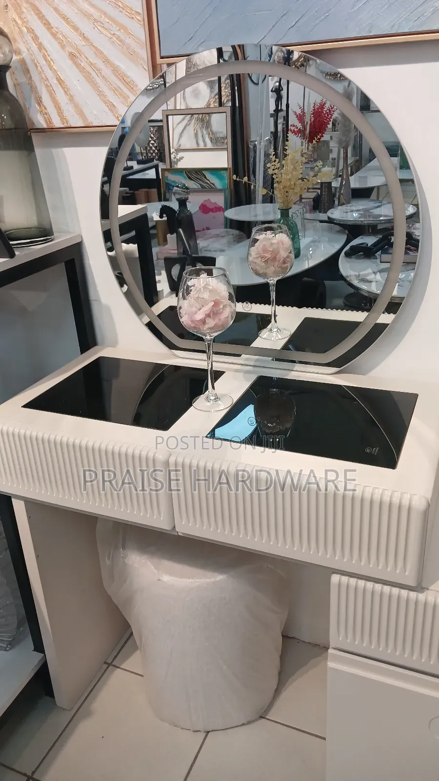 Dressor (Make Up Table )