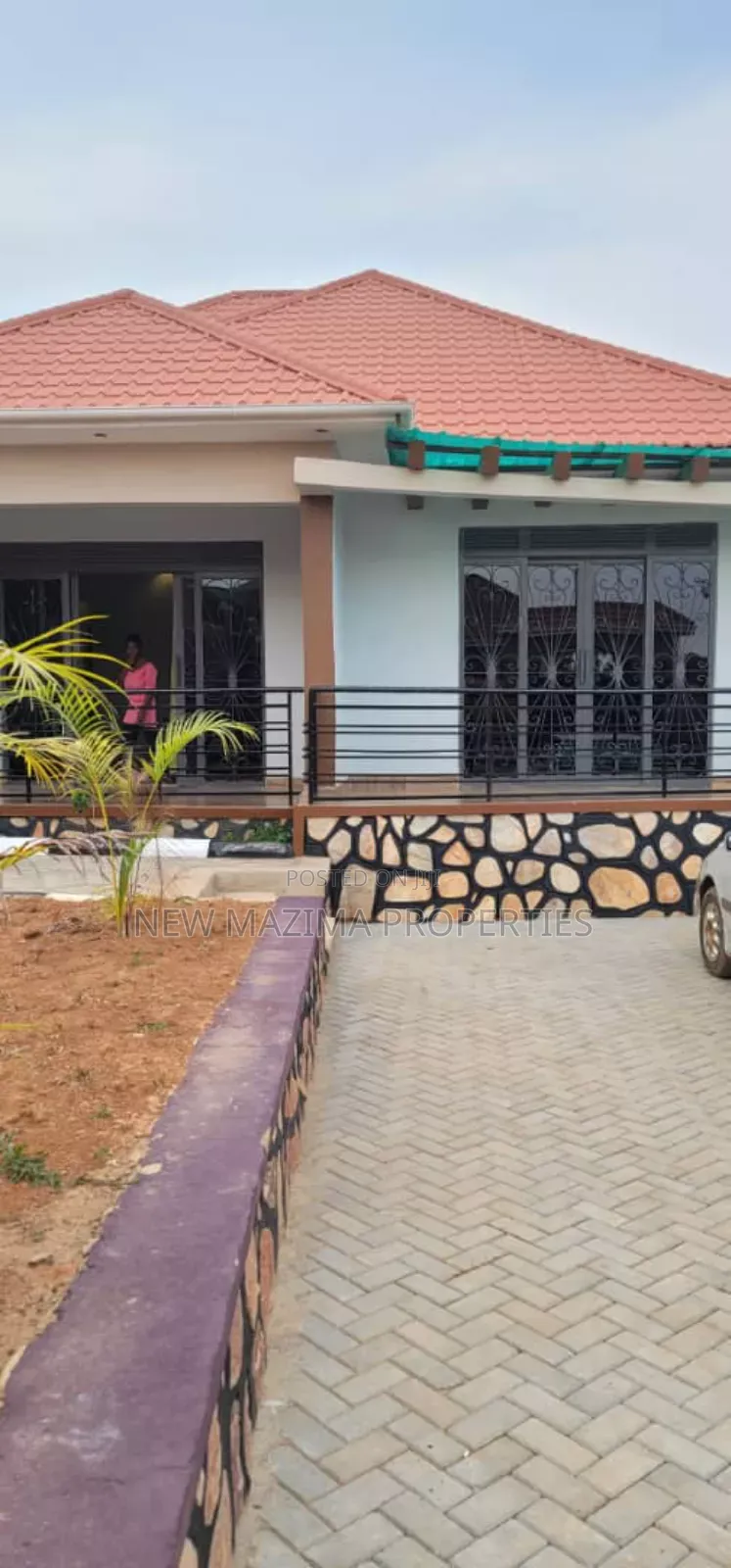 3bdrm Bungalow in Bweya Kajjansi, Central Division for sale
